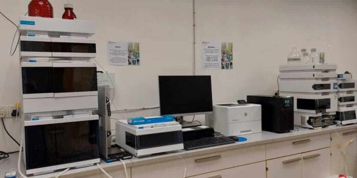 HPLC High-Performance-Liquid-Chromatography HPLC High-Performance-Liquid-Chromatography