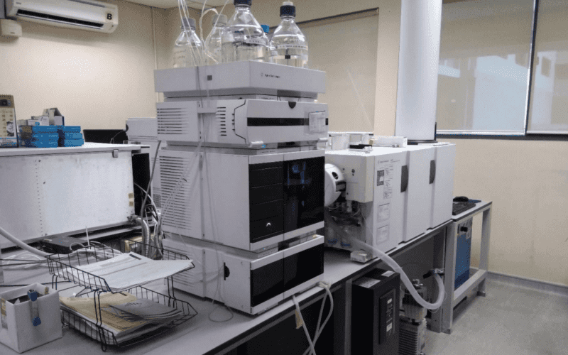 Liquid Mass Spectrometer Liquid Mass Spectrometer